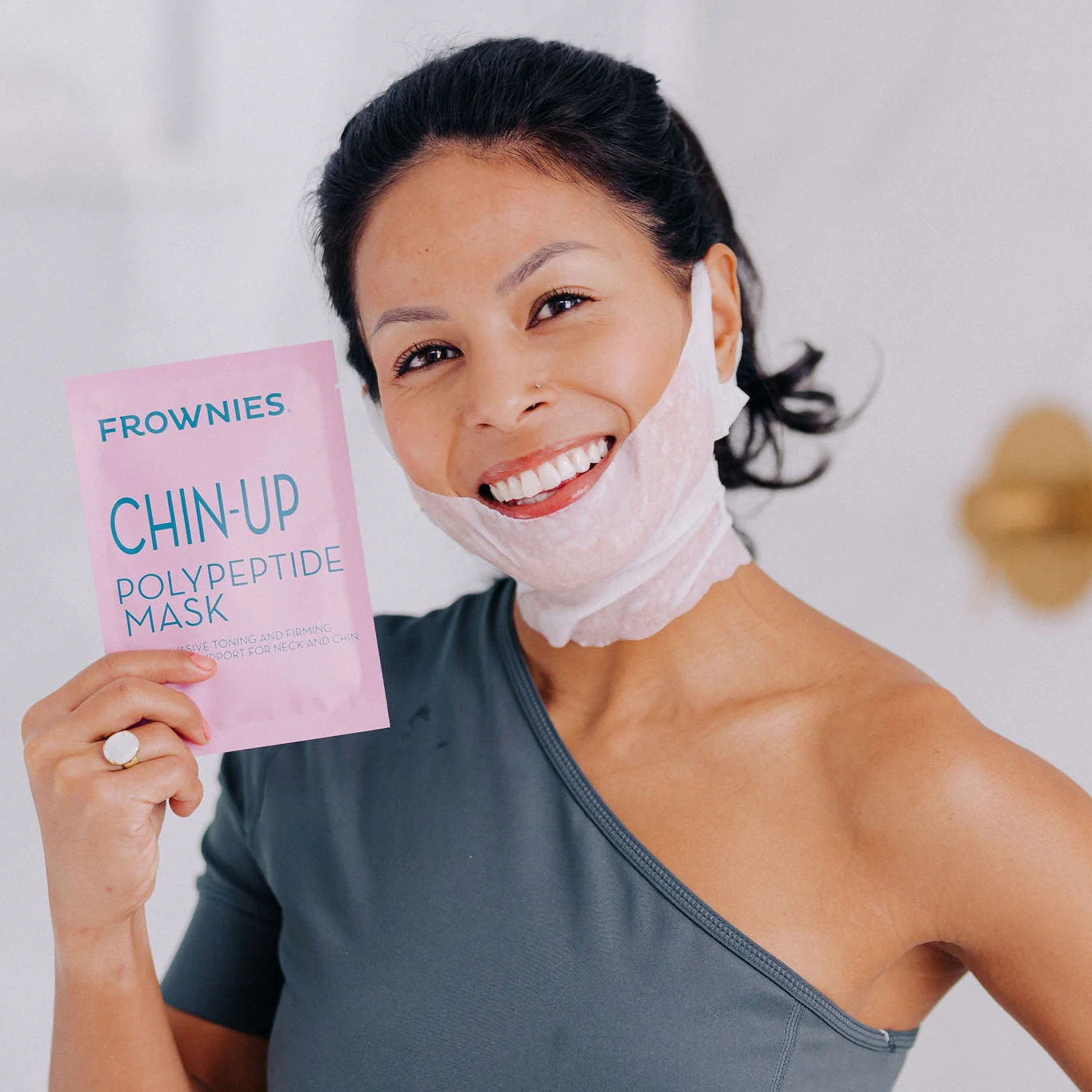 CHIN-UP Peptide Neck and Chin Mask - Image 4